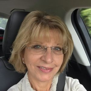 Meet your Posher, Jackie